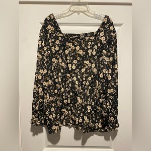 3X black floral peplum top with tapered sleeves